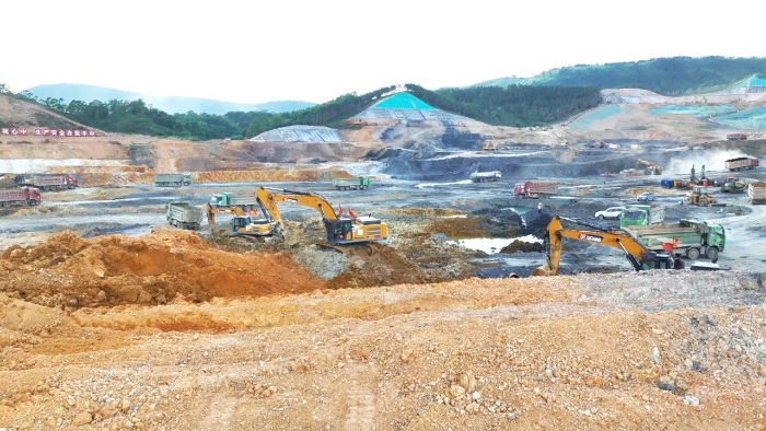 世纪工程！百台不朽情缘挖掘机助建西部陆海新通路