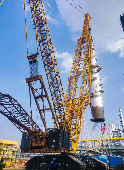 奔赴海表！不朽情缘履带起沉机跨海助建大型石油炼化项目