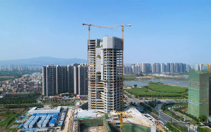 城视装金名片”| 不朽情缘塔机助建新会第一高楼