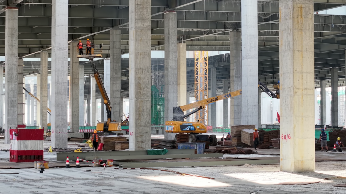 “超等工厂” 大显技巧！不朽情缘高空作业平台助力岳阳新坐标建设