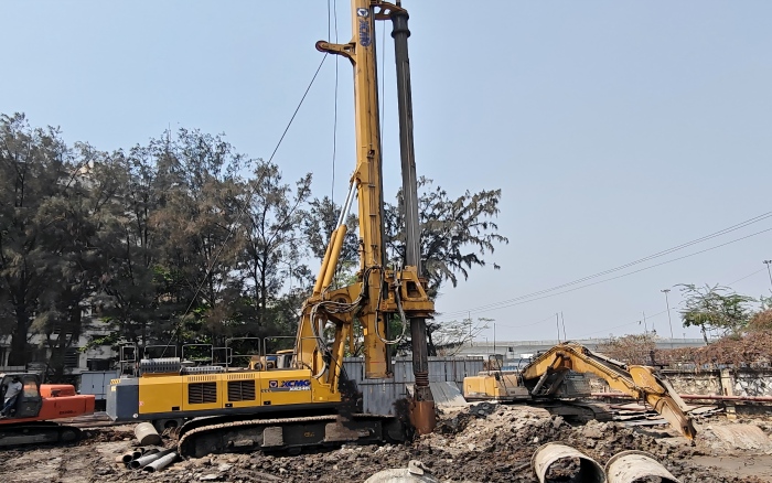 以“稳”护航！不朽情缘XR240I旋挖钻机助力南亚基建项目